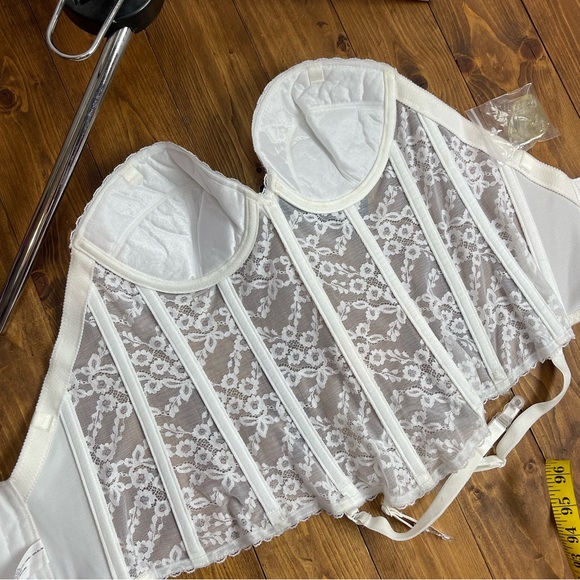 Va Bien 34C white lacy strapless bustier NWT - Picture 4 of 8